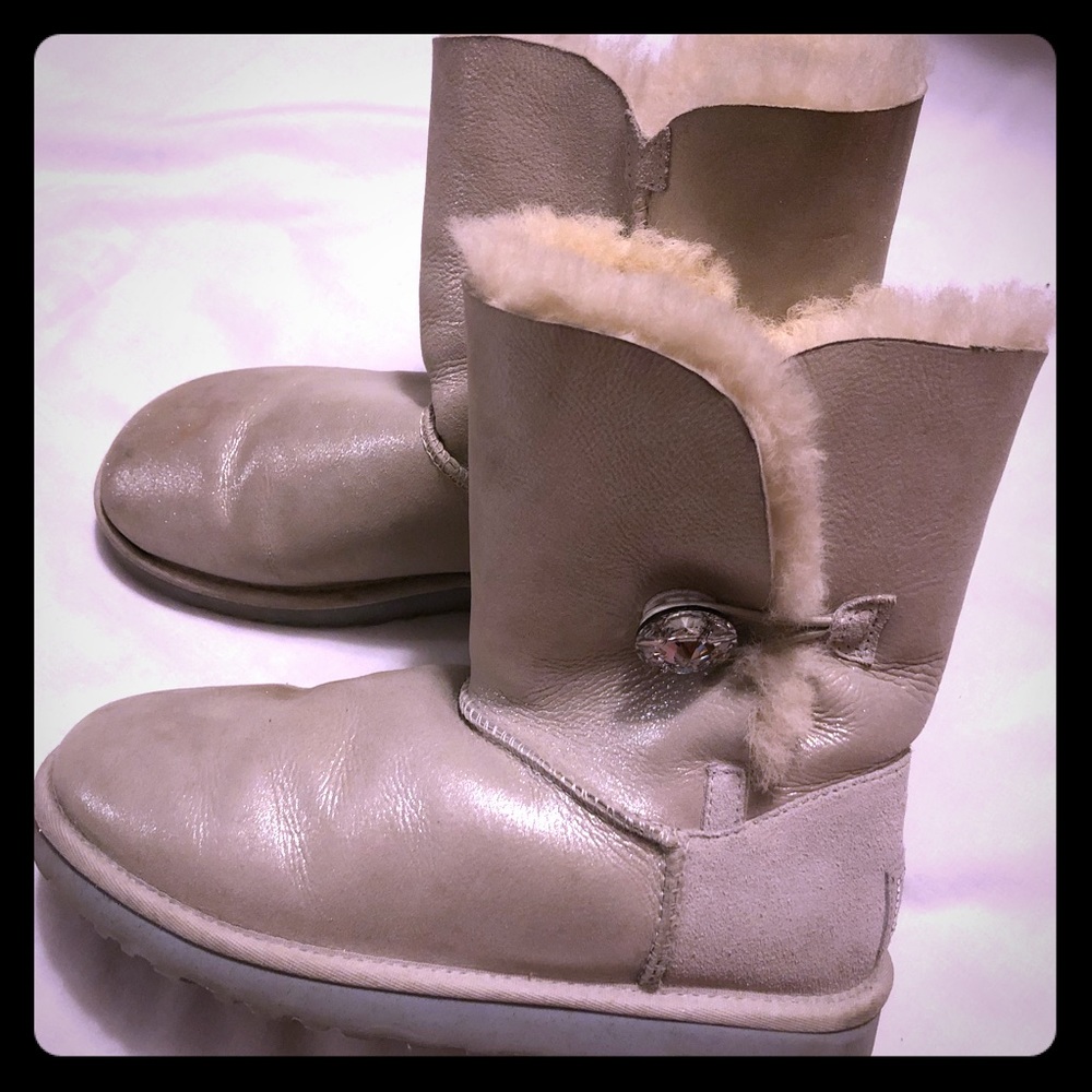 UGGS Bailey button bling sparkle light gray boots
